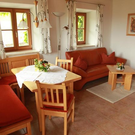Ferienwohnung Fritzenwenger Übersee Esterno foto