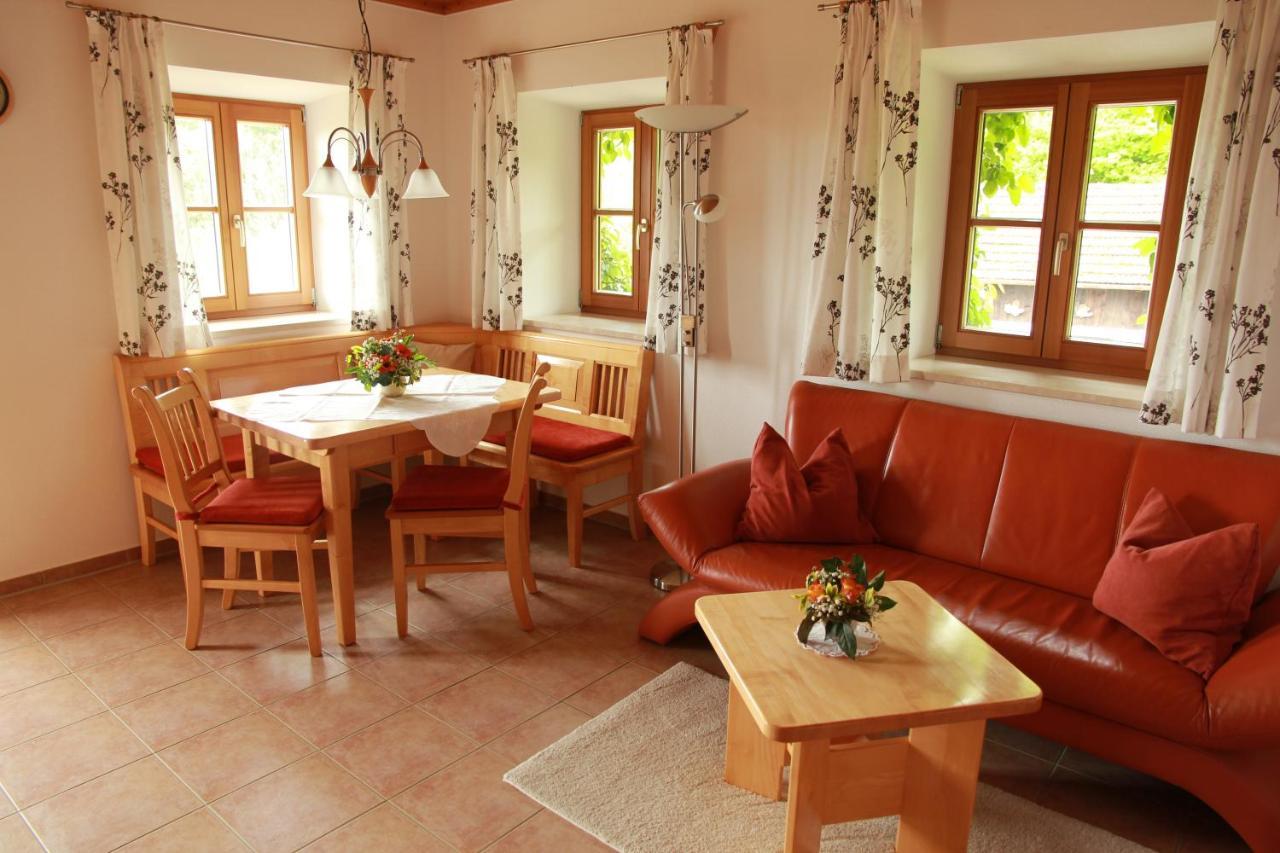 Ferienwohnung Fritzenwenger Übersee Esterno foto